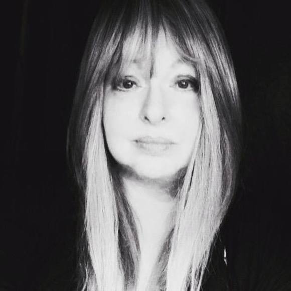 Meet your Posher, Deborah - Picture 1 of 1